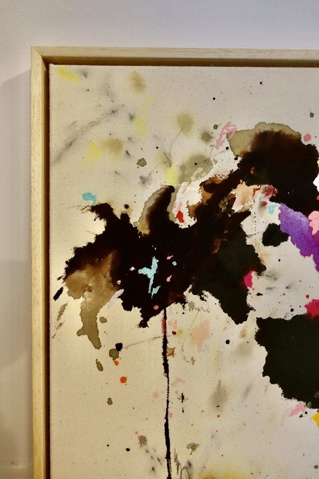 On a mission - Detailansicht Rahmen Ecke unten links