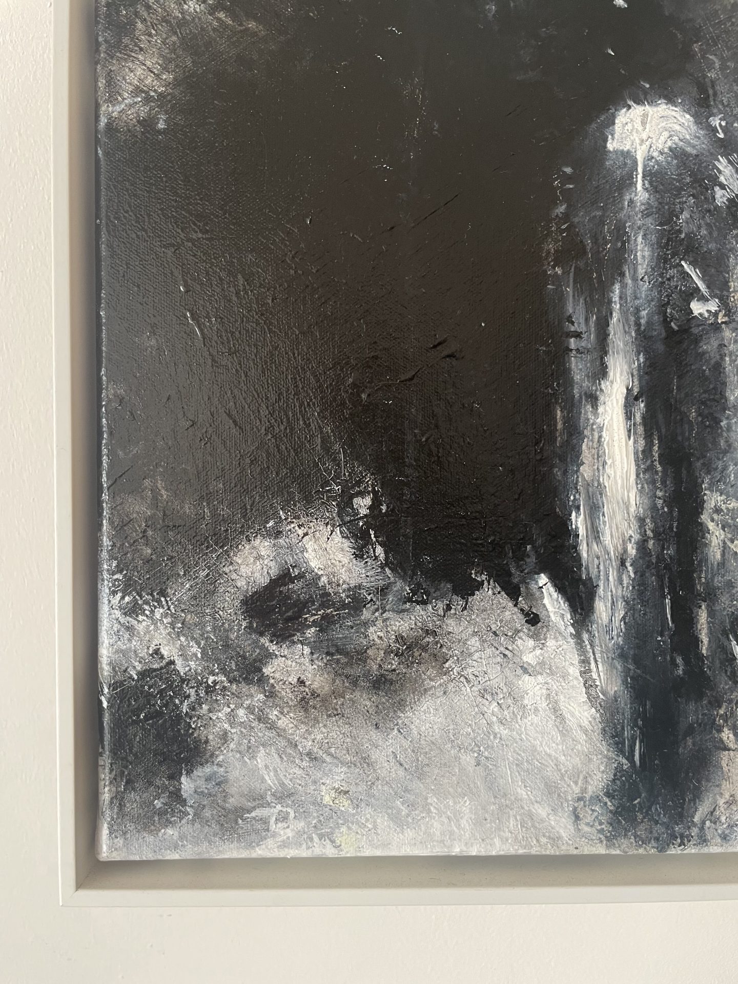 Don't believe the hype - Detailansicht mit Rahmen links