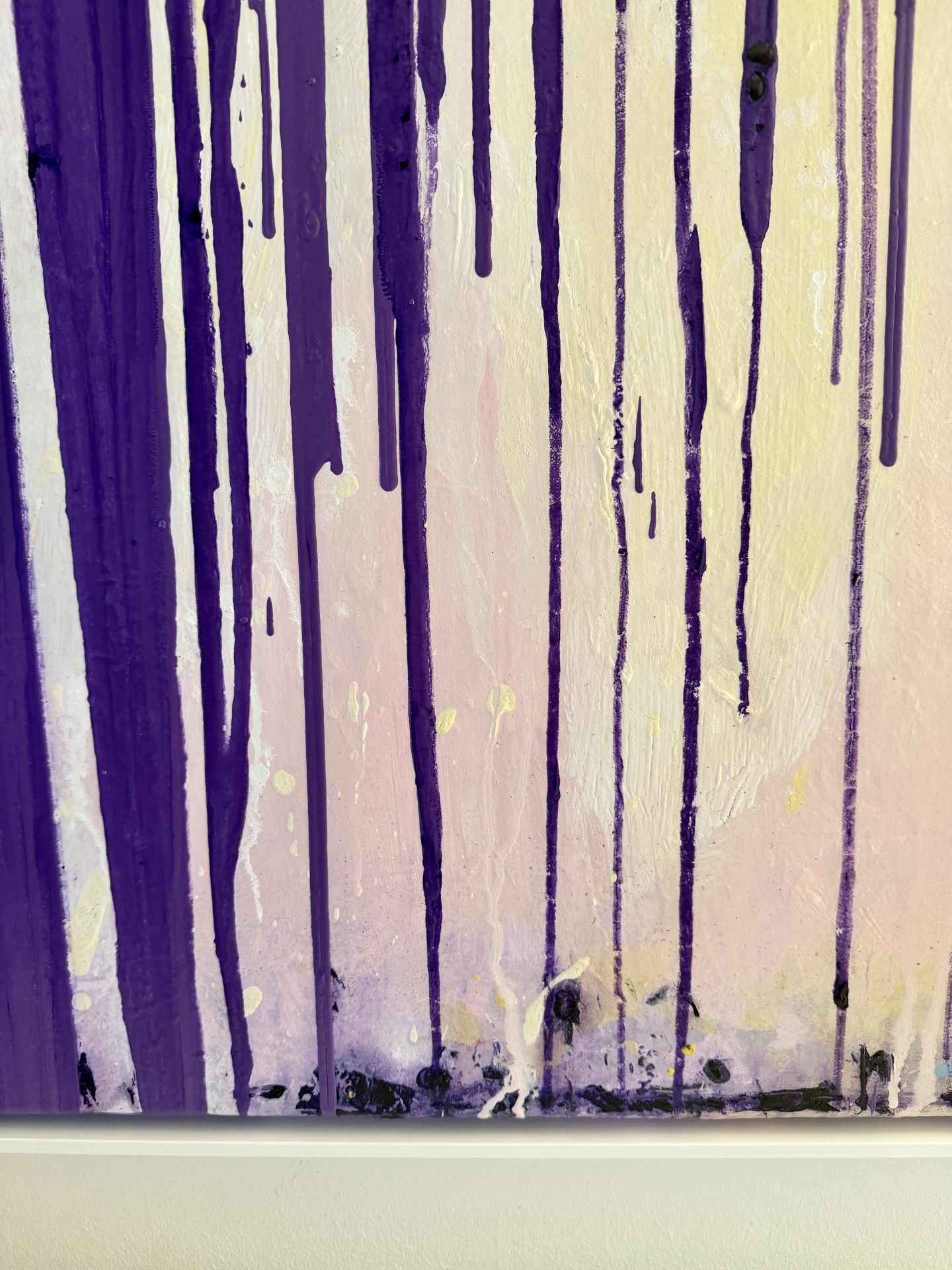 Dedicated - Detailansicht unten